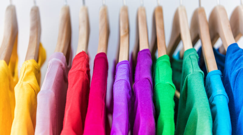 Jakie barwniki do tkanin wybrać?