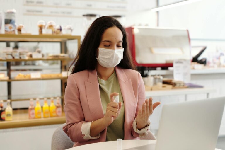 20251214224604_pexels-photo-4031572